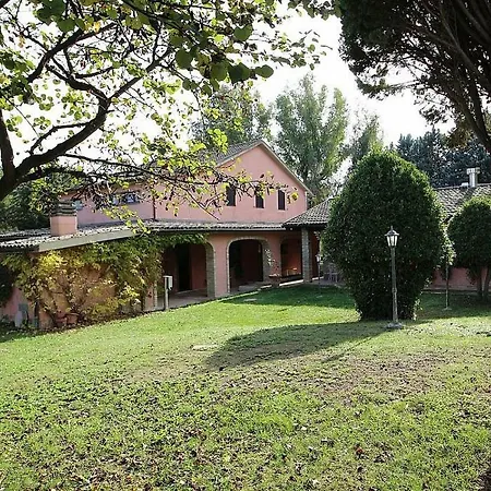 Villa Spaccio Bagnolo Sleeps 9 Pool Wifi *