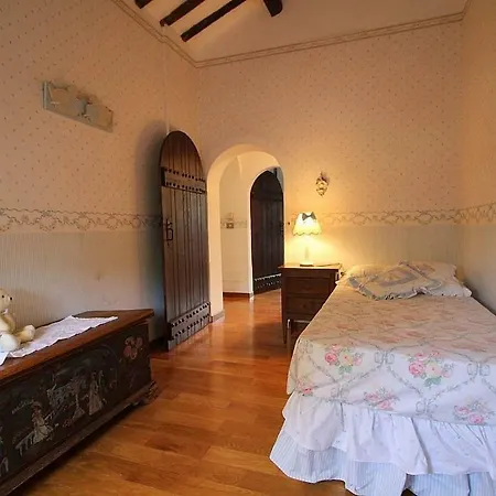 Spaccio Bagnolo Sleeps 9 Pool Wifi Villa